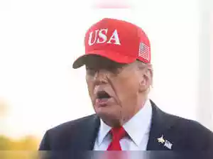 US President Donald Trump praised the US Navy SEALs for killing al-Qaeda leader Osama bin Laden, saying “history will never forget” their role in the 2011 operation in Pakistan. Speaking at an event in Norfolk, Virginia, marking the US Navy's 250th anniversary, Trump also repeated his claim that he had warned about bin Laden a year before the 9/11 attacks.US President Donald Trump praised the US Navy SEALs for killing al-Qaeda leader Osama bin Laden, saying “history will never forget” their role in the 2011 operation in Pakistan. Speaking at an event in Norfolk, Virginia, marking the US Navy's 250th anniversary, Trump also repeated his claim that he had warned about bin Laden a year before the 9/11 attacks.US President Donald Trump has praised the US Navy SEALs, saying that history will never forget it was this special American force that stormed into al-Qaeda leader Osama bin Laden's compound in Pakistan and 