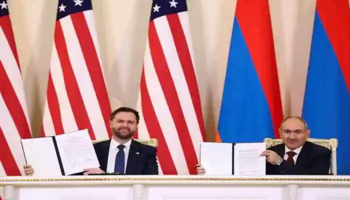 US signs nuclear deal with Iran's neighbour