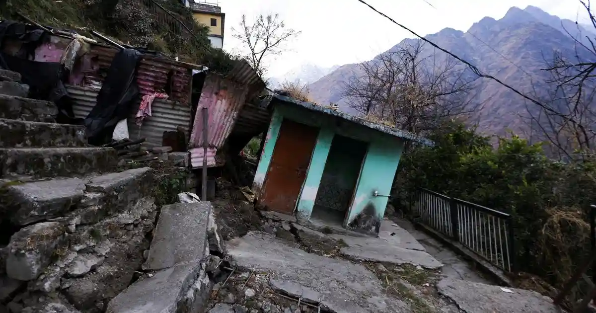 Uttarakhand, referred to as the land of gods, is also known as the energy state of India. It is home to several fast-flowing rivers at high altitudes that serve as the perfect backdrop for harnessing energy from water to produce hydroelectric power. In this state, the Tehri dam, situated in Garhwal, is the highest dam in India. The amalgamation of rivers and high mountains in this area is ideally suited to producing electricity for rural and urban areas through hydropower and other renewable energy sources such as solar and wind.