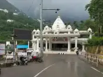 Silver offerings at Mata Vaishno Devi Shrine are not pure silver. Assayers found offerings contained only 5-6% silver, with the rest being toxic cadmium and