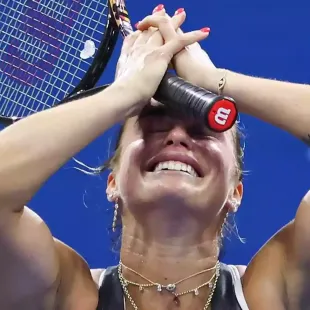 You can tell how Aryna Sabalenka is feeling with just one glance.</b> A missed shot is greeted by gritted teeth, an eye-roll