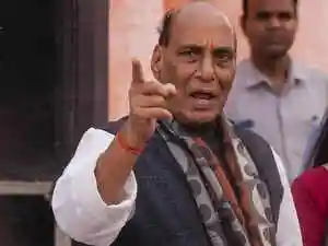 Defence Minister Rajnath Singh highlighted the unfair treatment of the national song 'Vande Mataram' by past governments. He stated that future generations