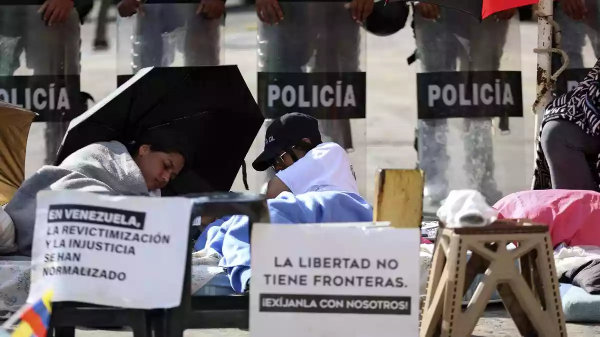 Venezuela’s parliament chief said on Saturday (February 14, 2026) that 17 political prisoners had been released, as talks continue over the adoption of a