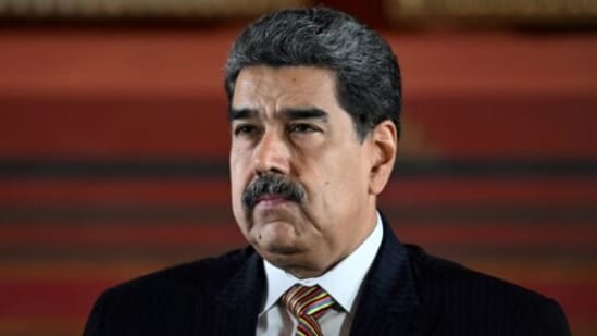 Venezuela's president Nicolás Maduro has declared that American intelligence agencies are unable to hack Huawei smartphones. During a press conference on Monday, Maduro displayed a Huawei device gifted by Chinese President Xi Jinping, calling it “the best phone in the world.”