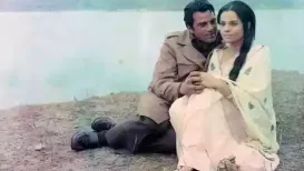 Bollywood is mourning the loss of legendary actor Dharmendra, who passed away on November 24 at the age of 89. Among those paying tribute is veteran actor