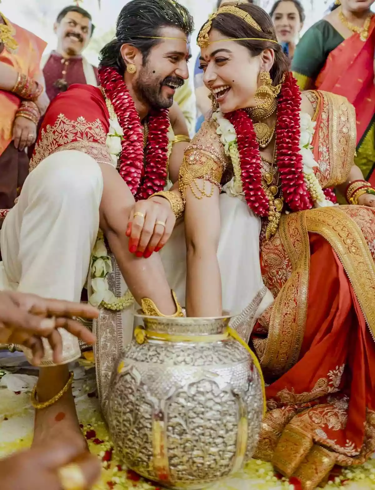 Actors Vijay Deverakonda and Rashmika Mandanna, fondly referred to as #Virosh by their fans, are officially married. The couple reportedly tied the knot on
