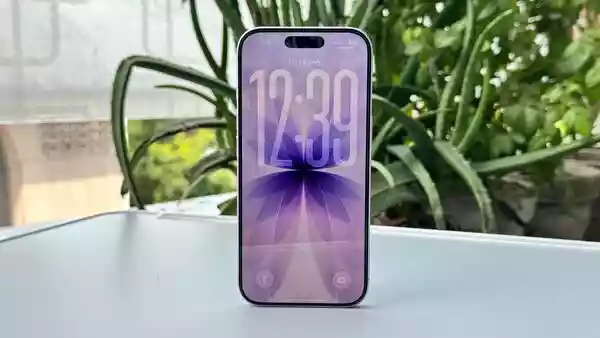 Vijay Sales Republic Day sale has gone live, bringing in offers on a range of products. However, the showstopper for this sale is most definitely the vanilla