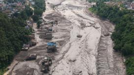 <h4>‘A wall of water came thundering down ’: Nepal flood survivor recounts terrifying moment</h4><h4>The Nepali labourer who was rescued