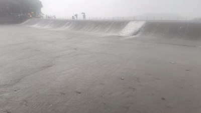 Water levels in Mumbai's lakes witnessed a sharp surge due to incessant rainfall. Since last week, several districts of Maharashtra are witnessing heavy downpour. As per the report shared by Brihanmumbai Municipal Corporation (BMC), all seven lakes of Mumbai have crossed 92 per cent of the required total water supply.