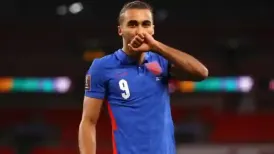 One goal in his first 10 Premier League appearances this season had many questioning whether Dominic Calvert-Lewin's best days were behind him.</b> But