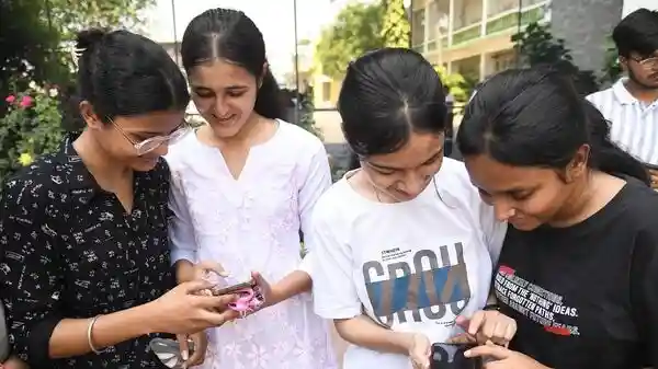 The West Bengal Council of Higher Secondary Education (WBCHSE) has declared the results of the Higher Secondary (HS) third semester examinations