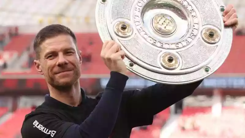 Chelsea</b> have appointed former </b>Liverpool</b> midfielder Xabi Alonso as their manager on a four‑year contract, starting in July