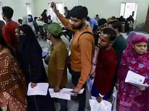 The last date of hearing of Bengal SIR was February 7(today) and the due date for final roll publication was February 14. However