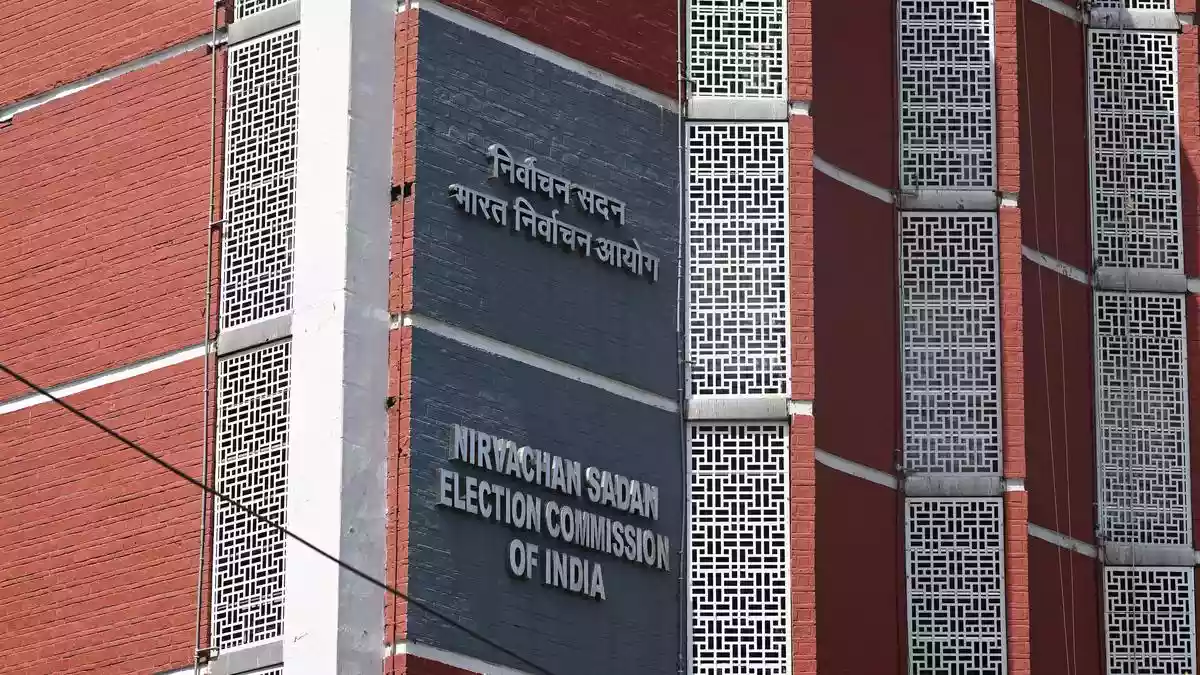 Leader Tejashwi Yadav has exuded confidence that Mamata Banerjee would become West Bengal Chief Minister for the fourth consecutive term as he attended the
