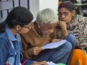 West Bengal’s Yuva Sathi frenzy turns poll season electric