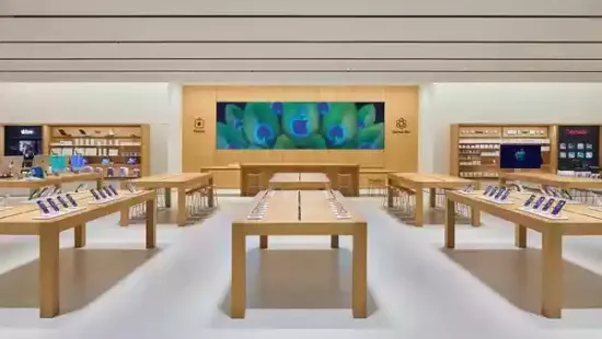 Apple has opened its second store in the NCR region and its fifth overall store in India today. The new store is also the first official outlet by the tech