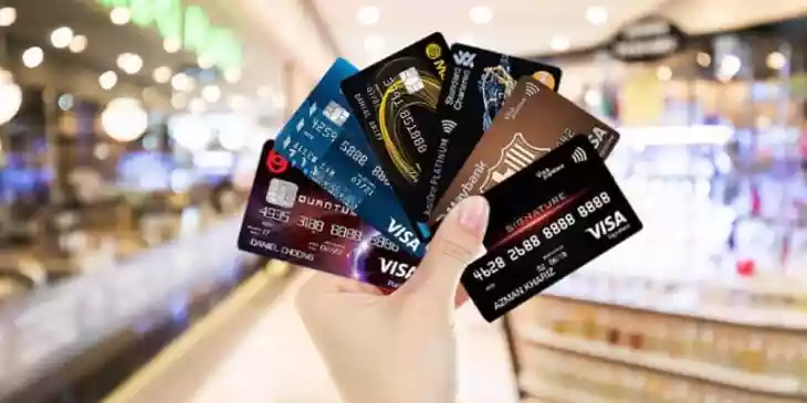 What is the 45-day interest-free period on credit cards and how can you use it smartly