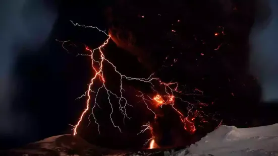 Volcanic lightning, in simple terms, is an incredibly eerie and mysterious phenomenon, in the form of a powerful barrage of lightning that occurs