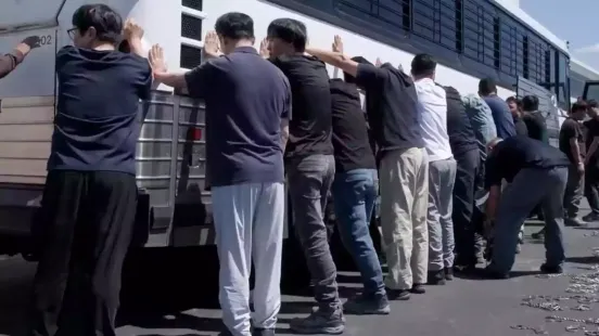 Hyundai chief executive José Muñoz said on Wednesday that the White House phoned him personally to apologise for a massive immigration raid at a