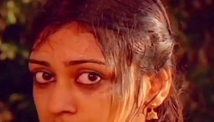 Who am I? She worked with famous South actor-comedian in many movies. Later, the duo got married in 1992 at Town Hall, Ernakulam. <strong>Who am I?