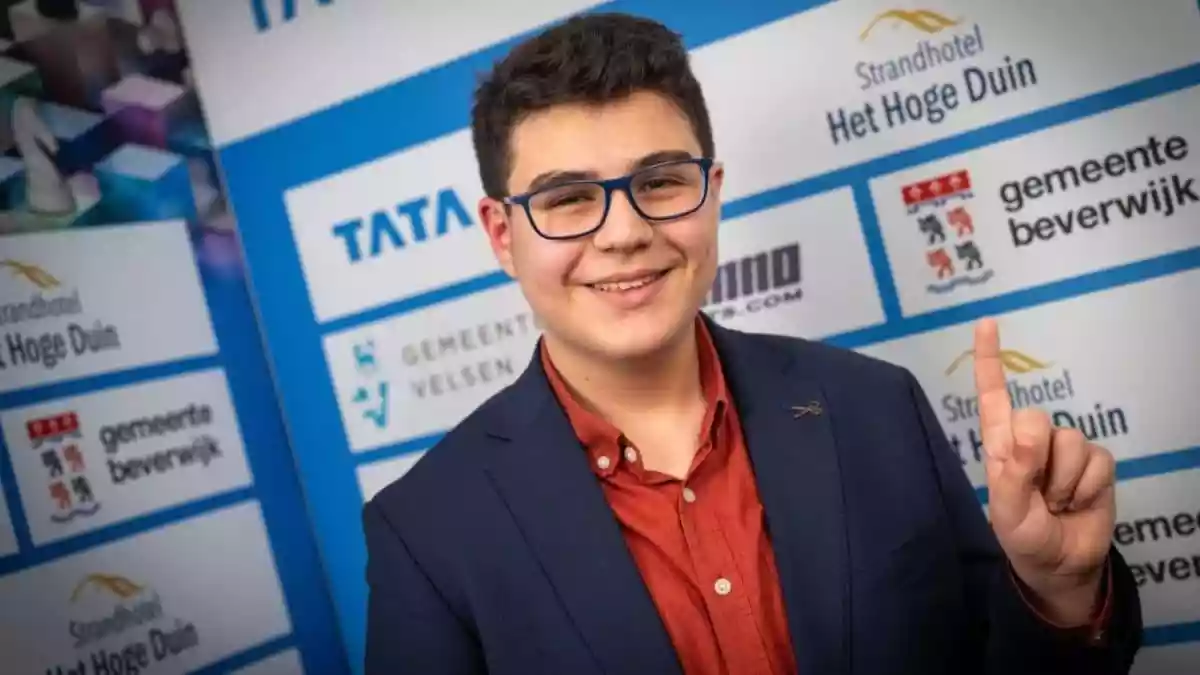 Turkish teenager Yağız Kaan Erdoğmuş on Saturday, January 24, made Tata Steel Masters sit up and take notice when he beat India's Arjun