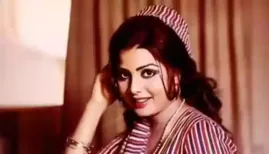 Sulakshana Pandit, once a shining star of Bollywood, was known for her mesmerizing voice and graceful screen presence. Behind the fame, however