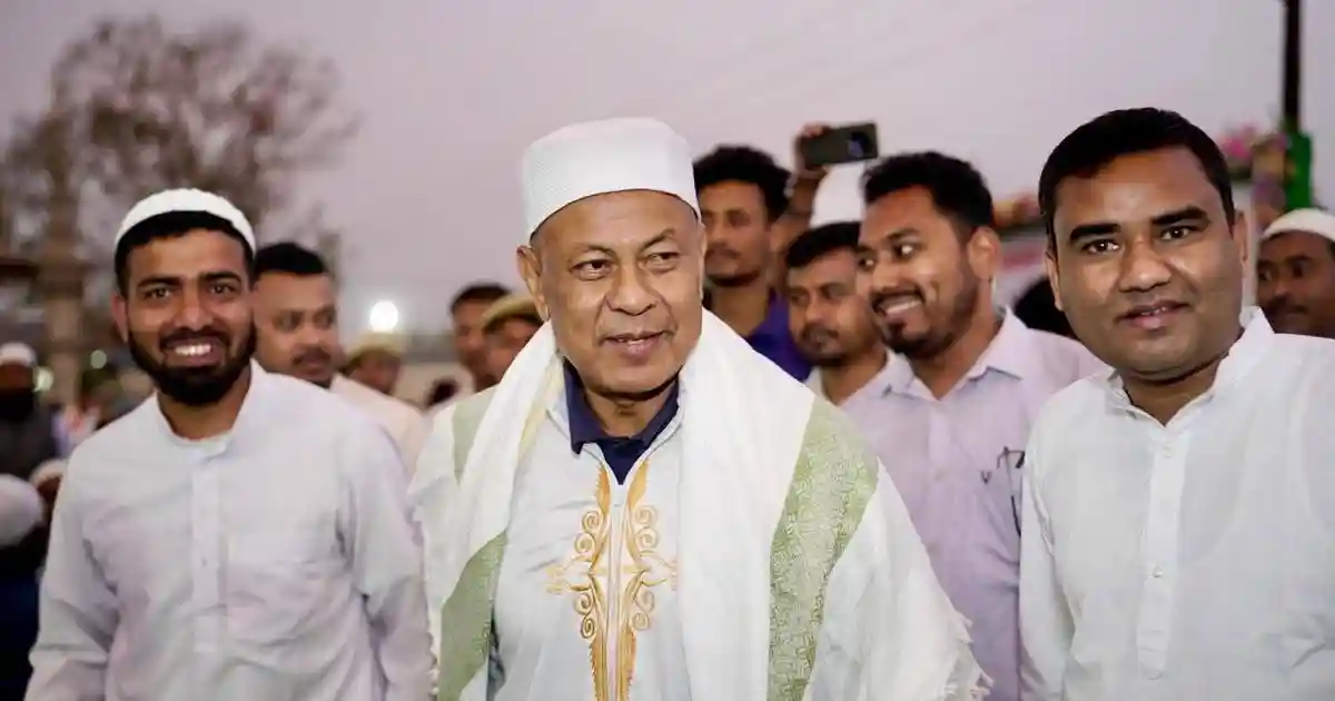 In April 2021, while campaigning for the Assembly elections, Bharatiya Janata Party leader Himanta Biswa Sarma threatened to throw Hagrama Mohilary