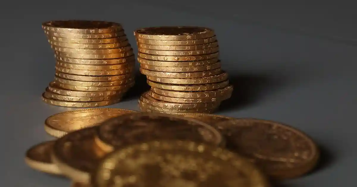 Gold has long enjoyed a reputation as a financial “safe haven” during stormy times. But over the past few months of geopolitical chaos and market panic