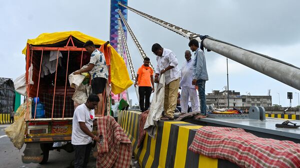 With the Maratha quota stir in Mumbai's Azad Maidan is entering its fourth day on Monday, Mumbai Traffic police has issued advisory for motorists to avoid affected roads near Azad Maidan and CSMT Junction, reported Hindustan Times. The Mumbai Traffic Police have recommended alternate routes for motorists to reach their destinations and mitigate the traffic impact in the area.