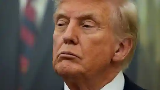 With the shutdown of the United States government starting early morning on Wednesday, the question of who is to blame for it is on everyone's mind. The Republicans blame the Democrats, and vice versa, even as thousands of federal workers enter an uncertain period with possible layoffs and a stoppage of pay.