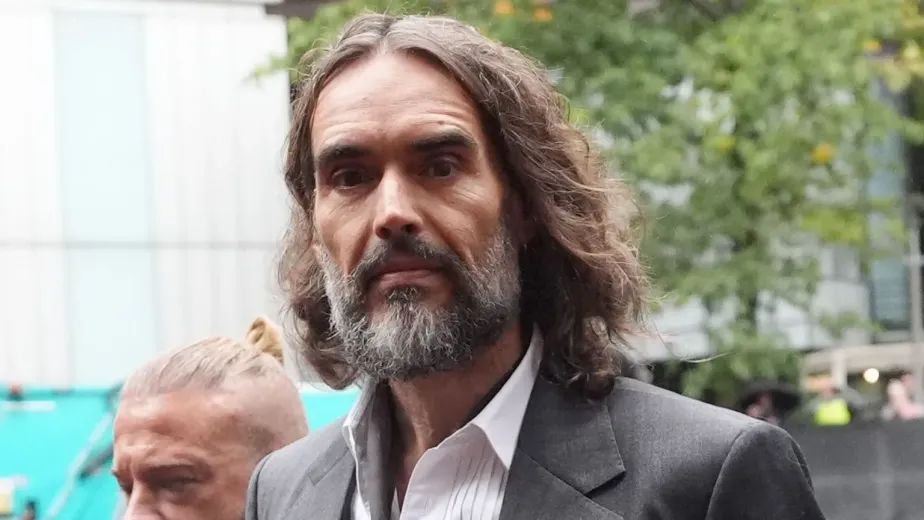 A woman who alleges she was indecently assaulted by Russell Brand has told his trial she was left feeling 