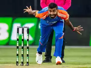 Would love to see one bowler allowed to bowl a fifth over in T20 cricket