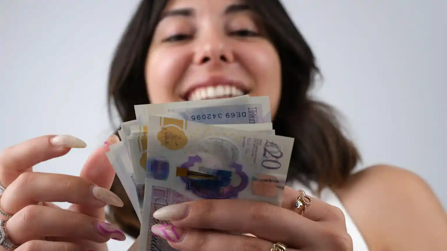 You have the choice of instantly receiving £50,000 or flipping a coin for a 50/50 chance of £1m. The vast majority decide on taking the £50k