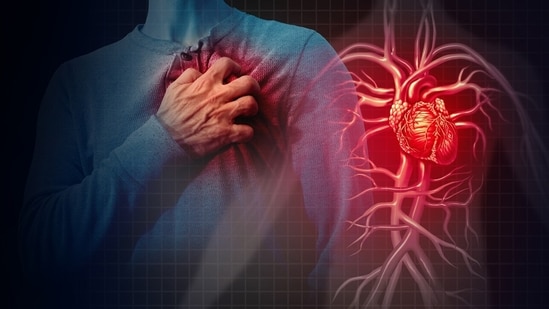 Your heart often sends subtle warning signals when something isn't quite right. Recognising these signs early can help detect underlying heart conditions before they become serious, making timely medical attention crucial. <strong>Also Read |</strong> Cardiologist reveals 1 daily habit that's putting 'young, healthy people in their 20s and 30s suddenly in heart failure'