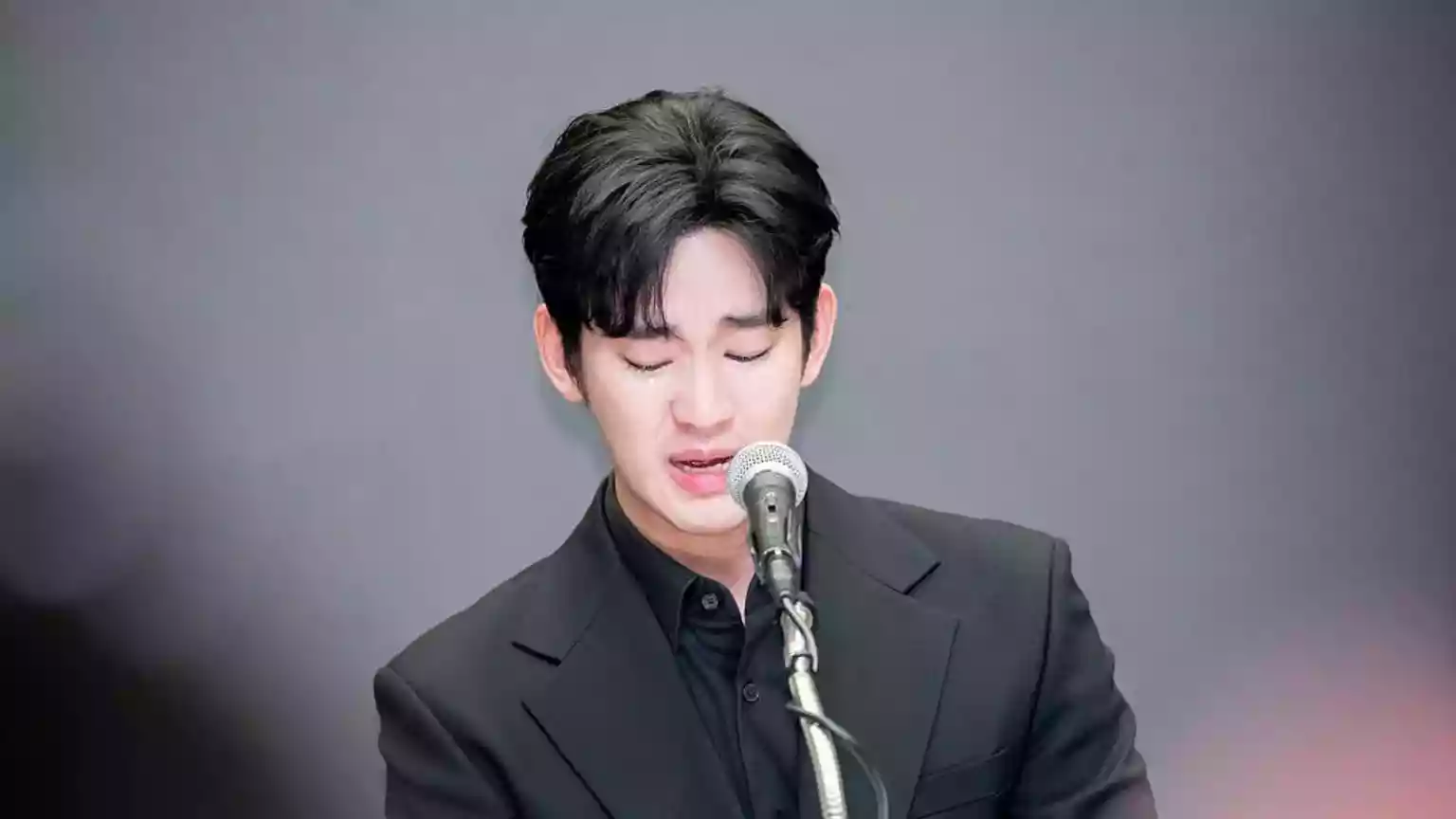 South Korean authorities have arrested a YouTuber who allegedly made defamatory claims about actor Kim Soo-hyun, fuelling a scandal that halted the A-lister's