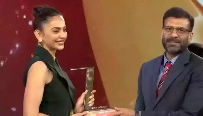 The Zee Real Heroes Awards honour individuals for their outstanding contributions across innovation, business, healthcare, entertainment and the arts