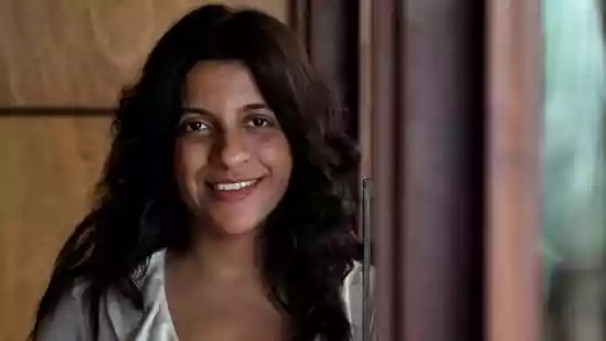 <h4>Zoya Akhtar confirms theft at her production house, calls it an ‘internal job': 'Sad to what extent people go'</h4><h4>Zoya Akhtar