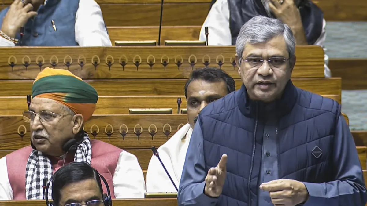 1.2 लाख पदों पर भर्ती कर रहा रेलवे