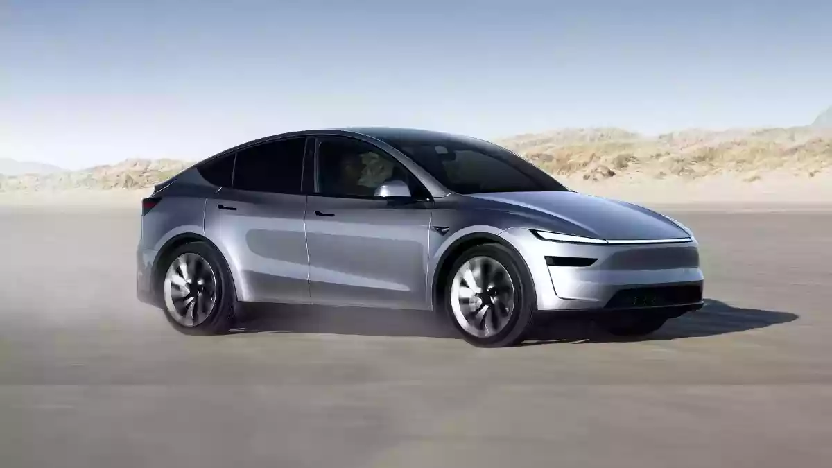 500Km रेंज, 15 मिनट में चार्ज, 9 लाख रुपये सस्ती हुई ये SUV