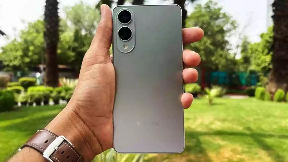 6 महीने में गिर गई इस Samsung फोन की कीमत