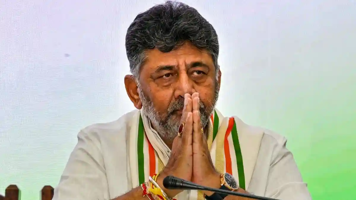 कर्नाटक के नवनिर्वाचित सीएम डीके शिवकुमार ने 27 साल की उम्र में राजनीति में कदम रखा था. वो अब तक 8 बार विधायक चुने गए हैं. शिक्षा के क्षेत्र में भी उनका योगदान अहम रहा है, उन्होंने स्कूलों