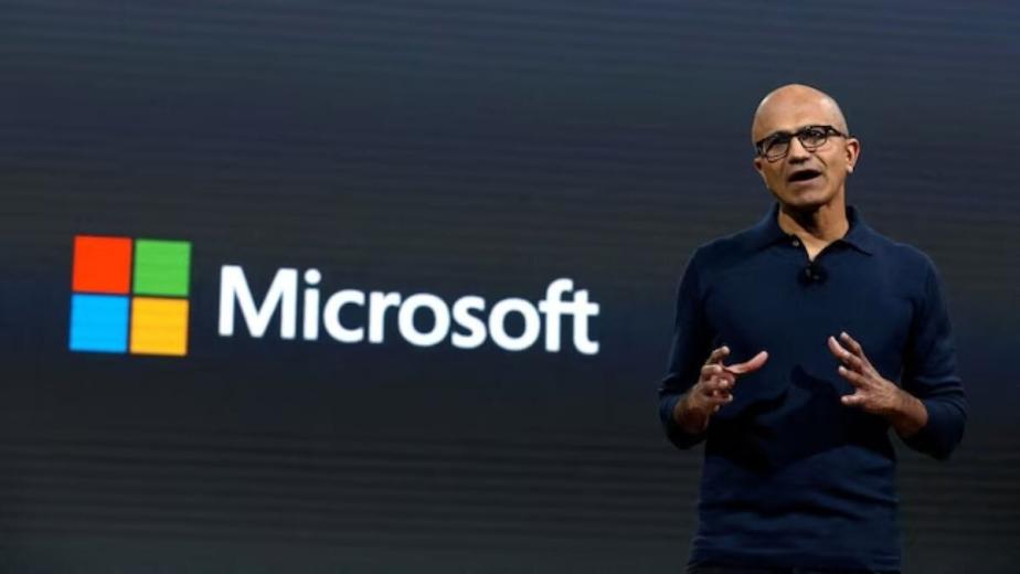 Microsoft CEO सत्या नडेला ने AI की सुरक्षा को लेकर अहम बात कही है. उनका मानना है कि एडवांस AI मॉडल को रोकने का कंट्रोल इंसानों के पास होना चाहिए. AI से गलती होने या सिस्टम हैक होने पर तुरंत कार्रवाई