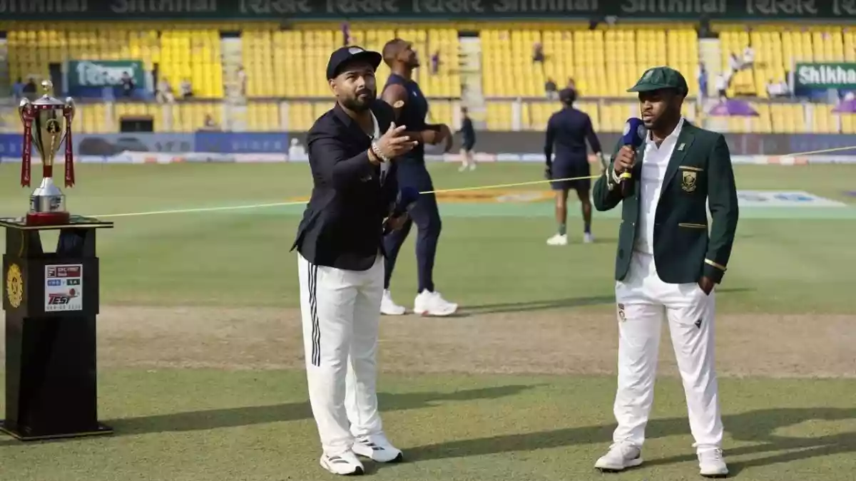 अक्षर OUT, साई सुदर्शन IN 