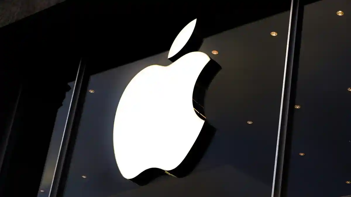 Apple बनी दुनिया की सबसे वैल्यूबल कंपनी