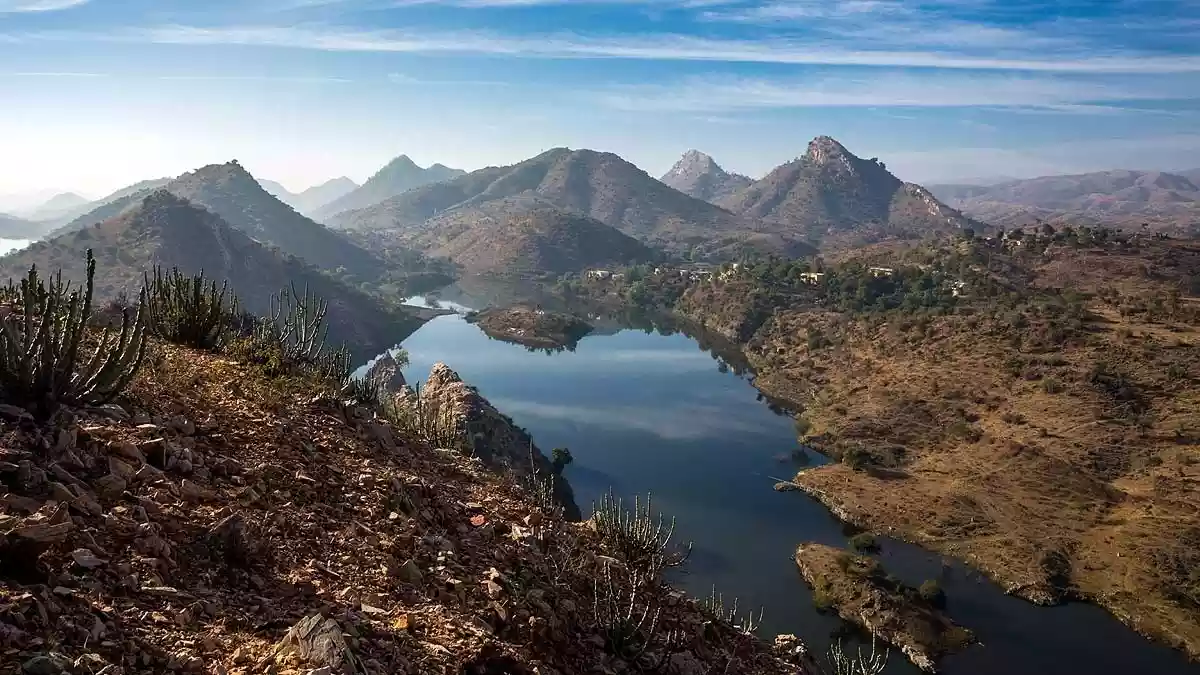 अरावली में अब नए खनन की इजाजत नहीं