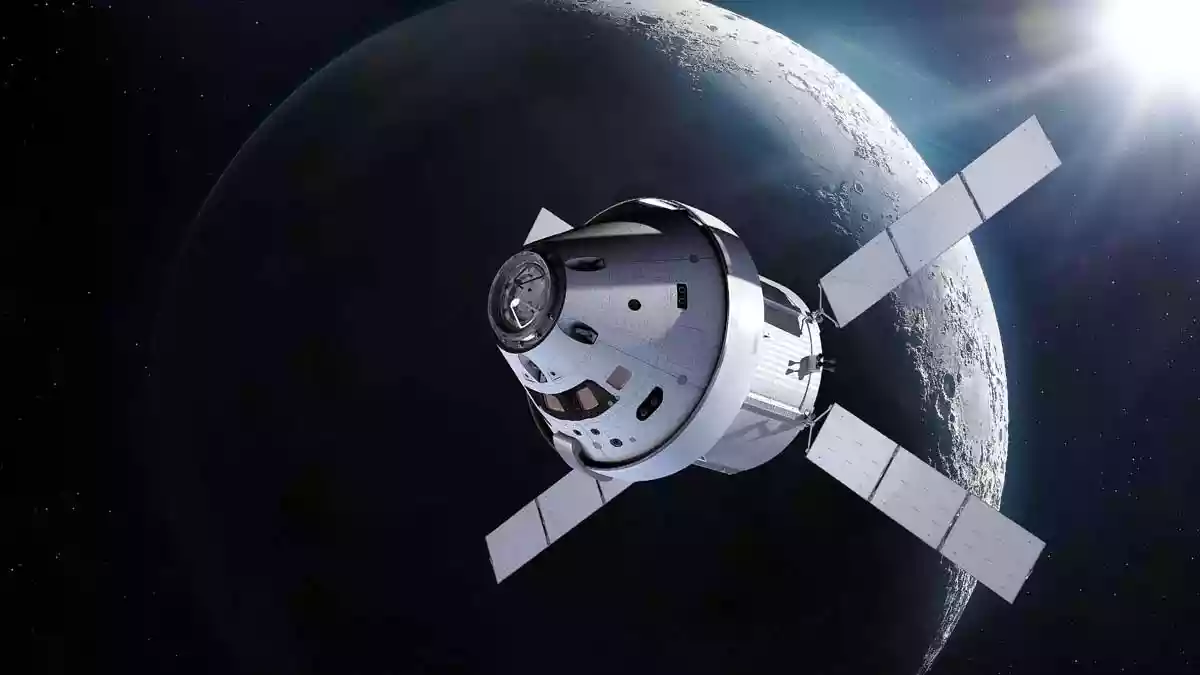 नासा का आर्टेमिस II मिशन अंतिम चरण में पहुंच गया है. ओरियन स्पेसक्राफ्ट ने रिटर्न ट्रैजेक्टरी करेक्शन बर्न पूरा कर लिया. 11 अप्रैल 2026 को सुबह 5 से 5.37 बजे के बीच यह प्रशांत महासागर में सैन