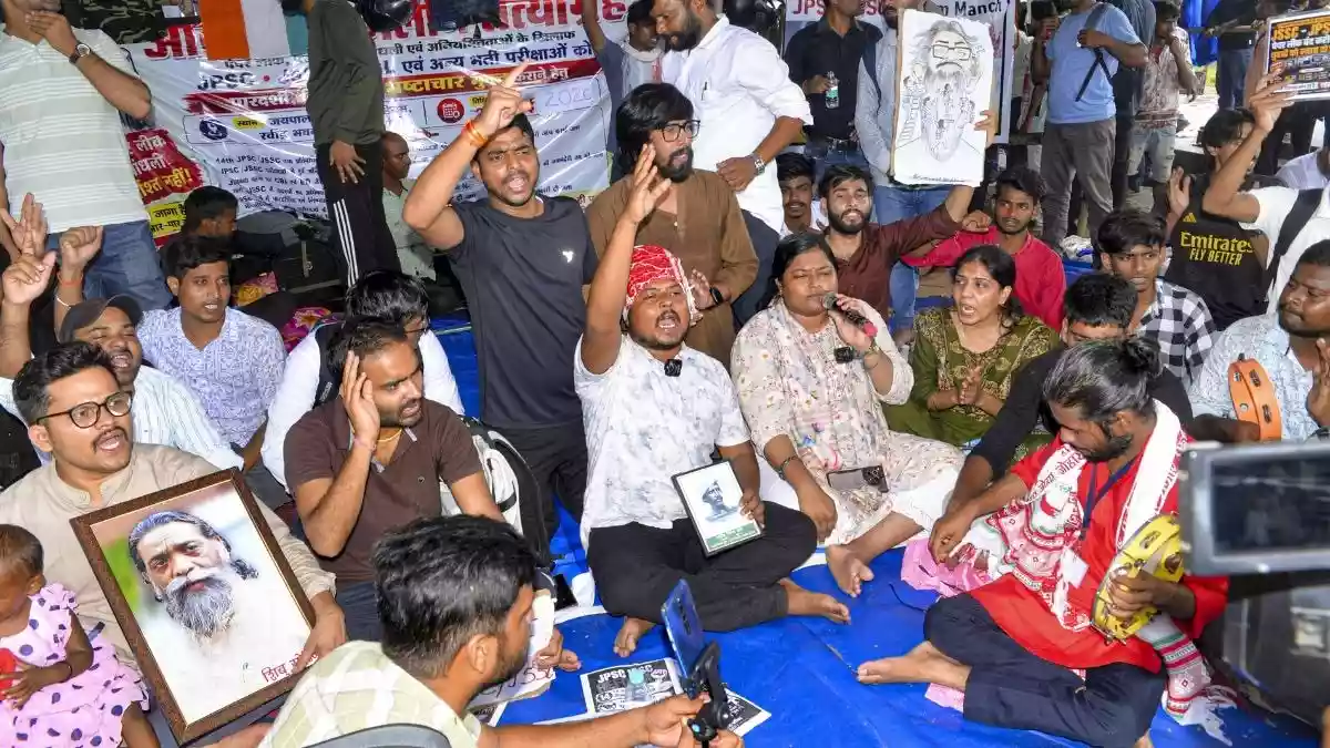 छात्र आंदोलन के बीच JPSC के तीन सदस्यों ने दिया इस्तीफा