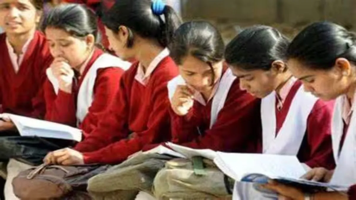 दिल्ली के प्राइवेट स्कूल नहीं बढ़ा सकेंगे मनमानी फीस