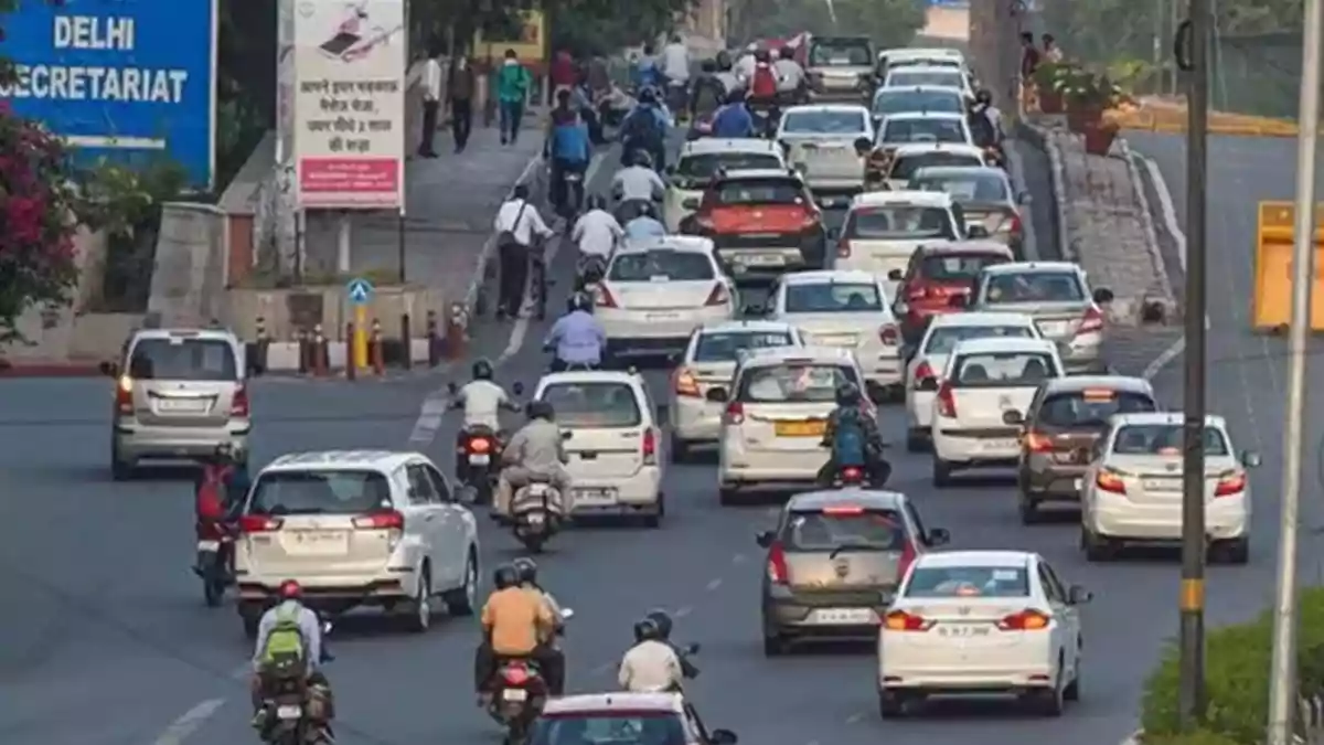 दिल्ली-NCR में एक तिहाई वाहन पुराने