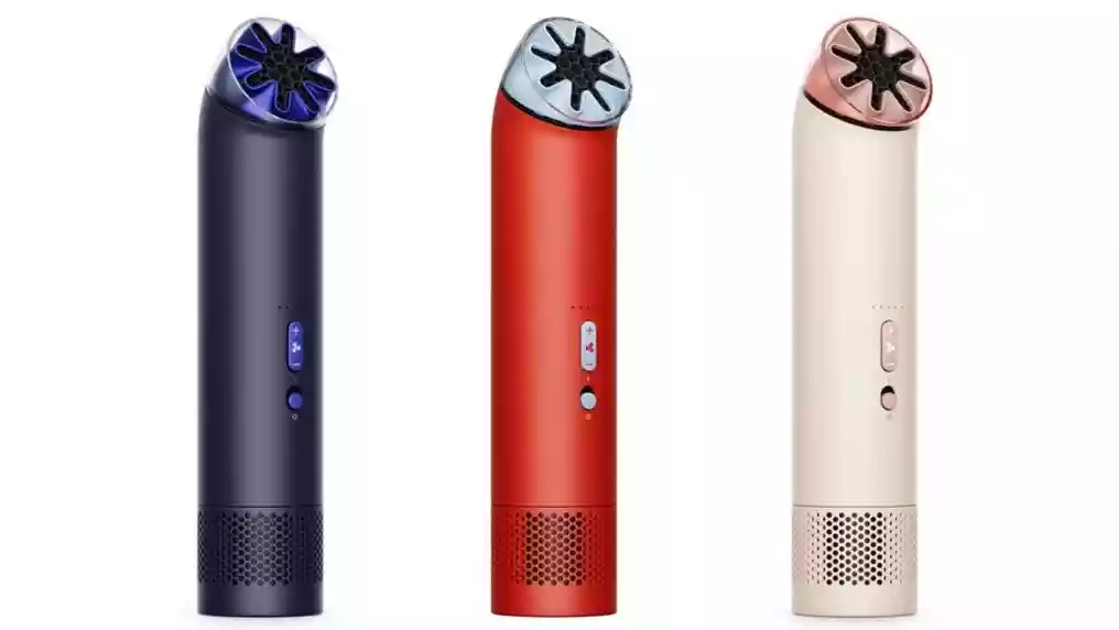 Dyson ने पोर्टेबल फैन लॉन्च Hushjet Mini Cool लॉन्च किया है. खास बात ये है कि पोर्टेबल होने के बावजूद ये बेहद पावरफुल है और तेज हवा देता है. इसे गले में टांग कर भी चल सकते हैं. आइए जानते हैं इसमें क्या